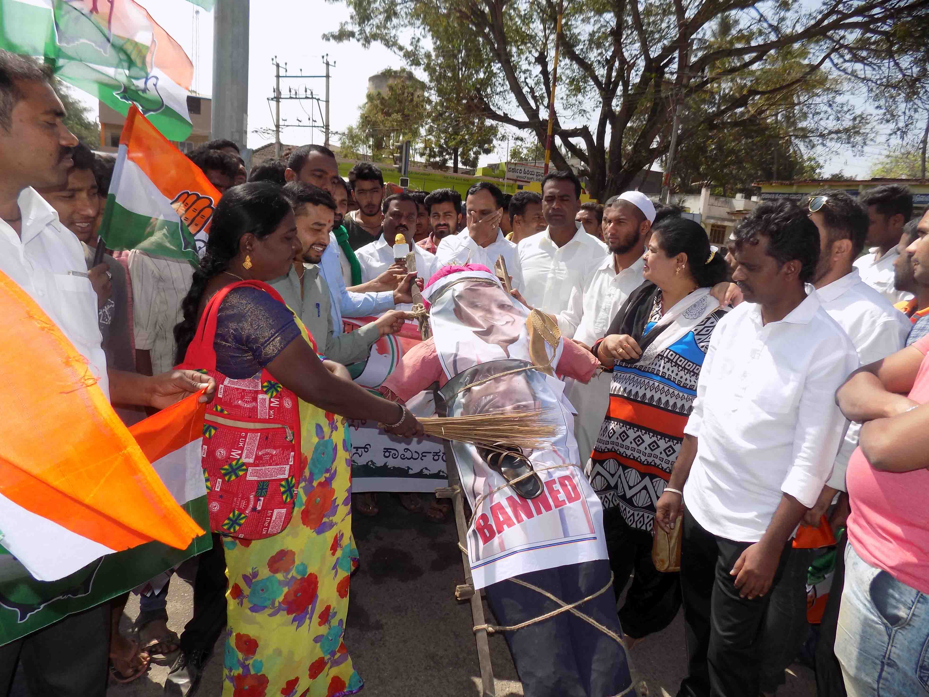 ಚಿಕ್ಕಮಗಳೂರು: ಗೋವಾ ನೀರಾವರಿ ಸಚಿವರ ವಿರುದ್ಧ ಕಾಂಗ್ರೆಸ್ ಪ್ರತಿಭಟನೆ